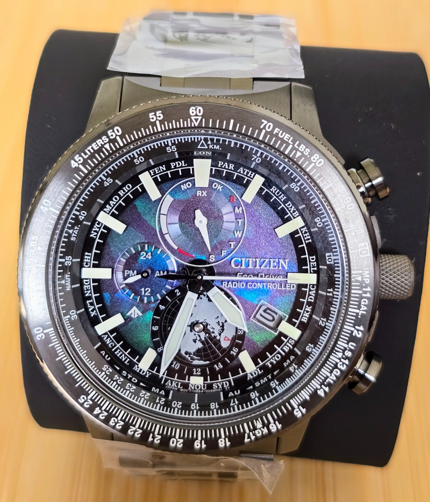 Pre-owned Citizen Limited Edition Promaster Geo Trekker By3005-56e World Time Watch