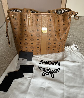 Mcm liz reversible shopper deals