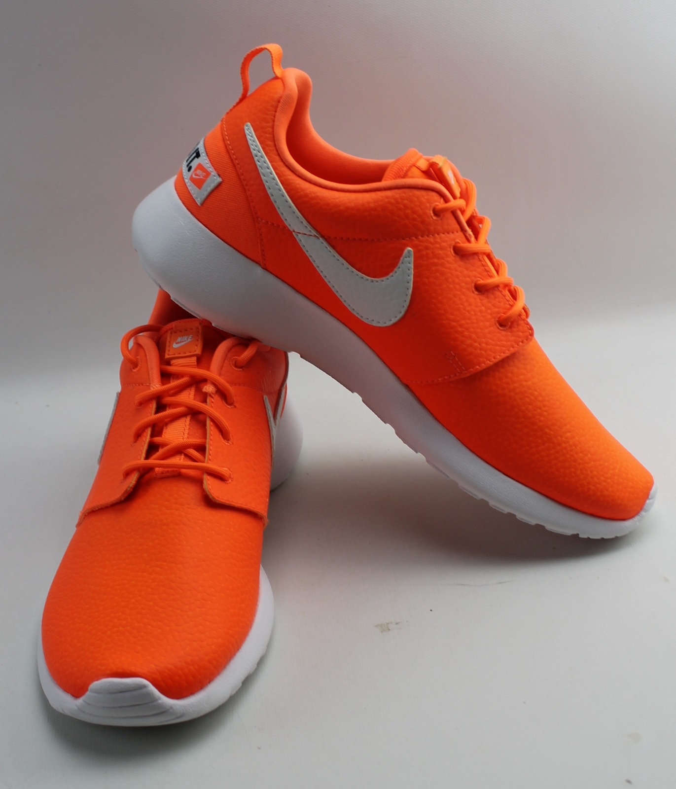 Nike Women's Size 8 Roshe One PRM 833928-800 | eBay