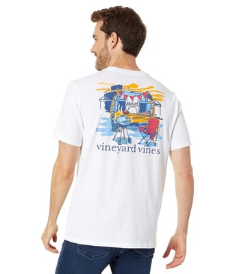 

Мужские рубашки и топы Vineyard Vines Tailgating Футболка с короткими рукавами и карманами