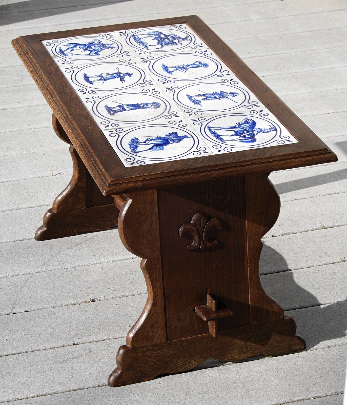 EX Antique Oak Coffee Table w/Inset Dutch 17th Century Hand-Painted Delft Tiles