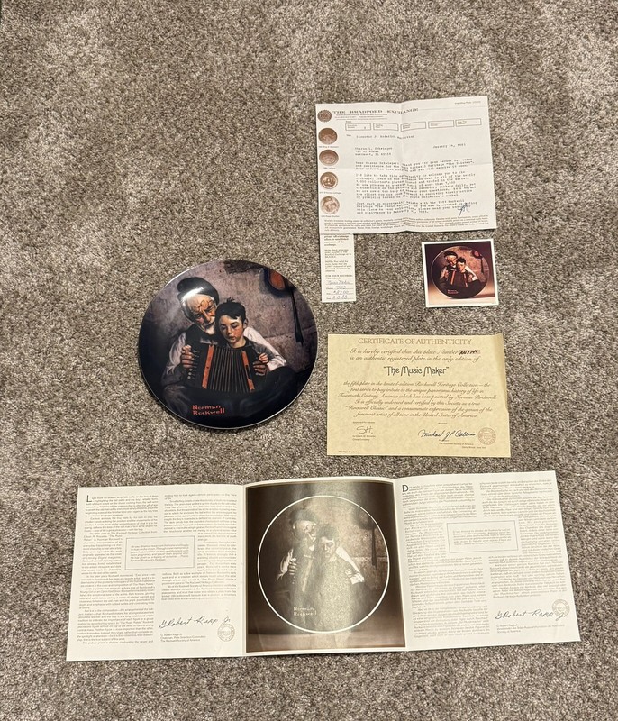 Knowles Norman Rockwell Plate "The Music Maker" 1981 Limited Edition