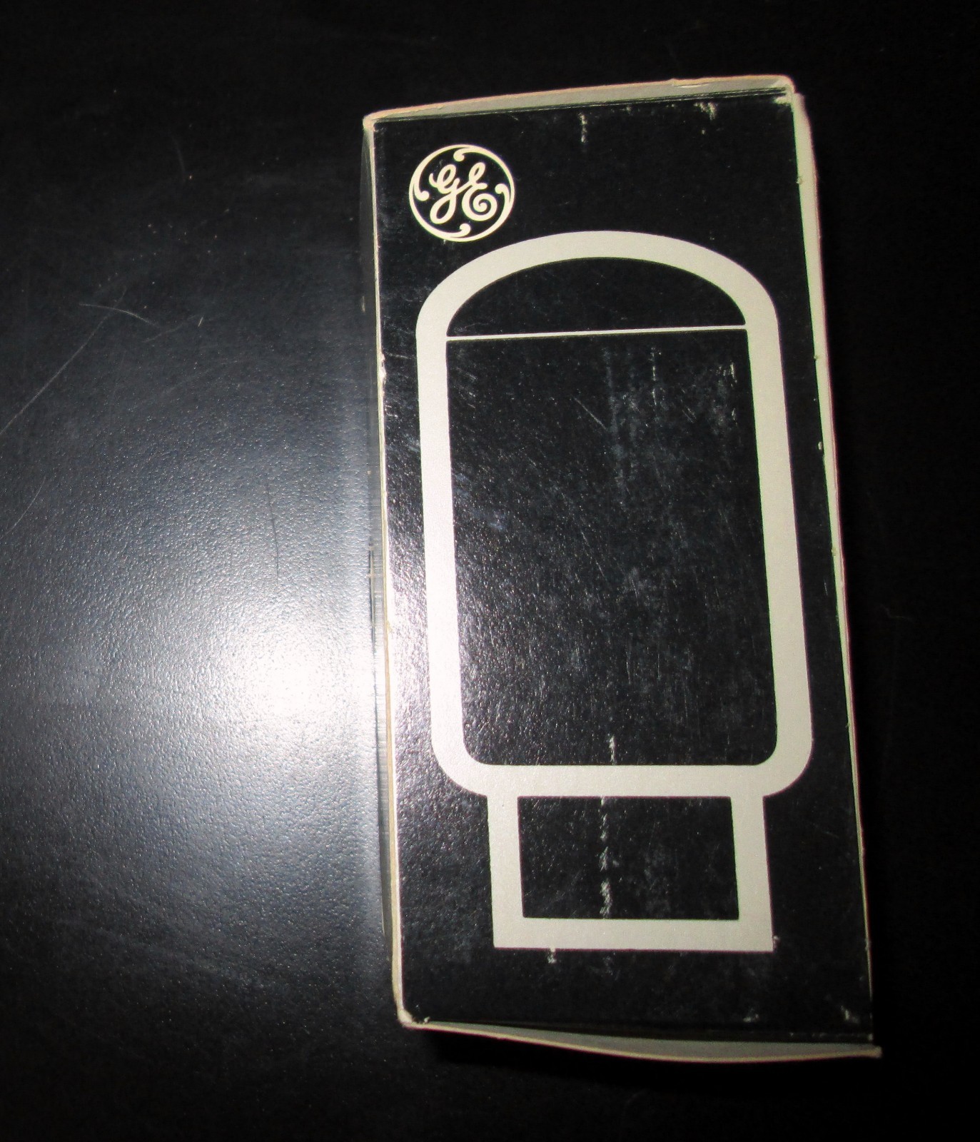 GE PROJECTOR BULB CYC / 300W /  115-125V NOS