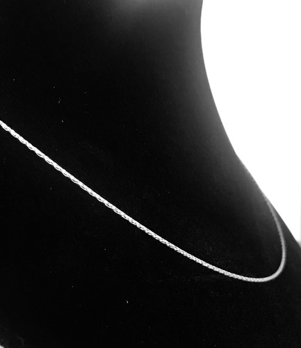 Pre-owned Jewelry By Paula Fine Solid 14k White Gold Sparkle Cable Wire Omega Collar Necklace 1 Mm