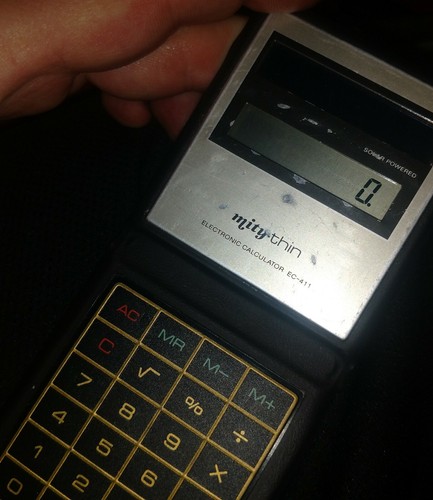 Vintage Radio Shack Mity-Thin Solar Powered Calculaor EC-411 free USA shipping