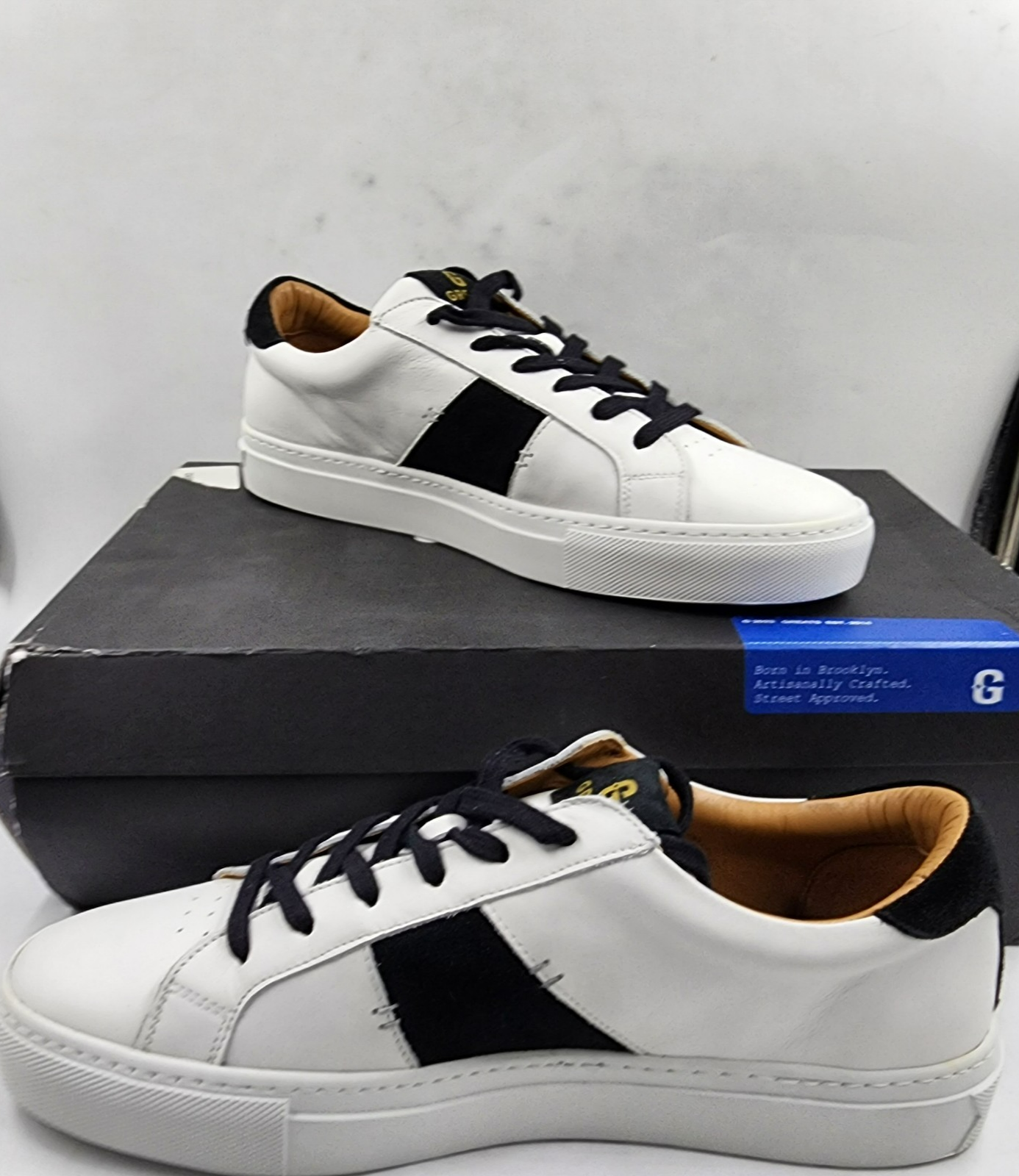 GREATS Royale 2.0 Lace Up Leather Sneakers Men's 8 White/Black Logo Round Toe - Picture 3 of 17