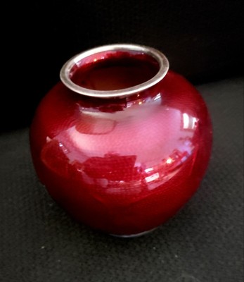 Vintage Maruni Oxblood Red Lacquerware Fluted Vase Artist Signed Made in Japan