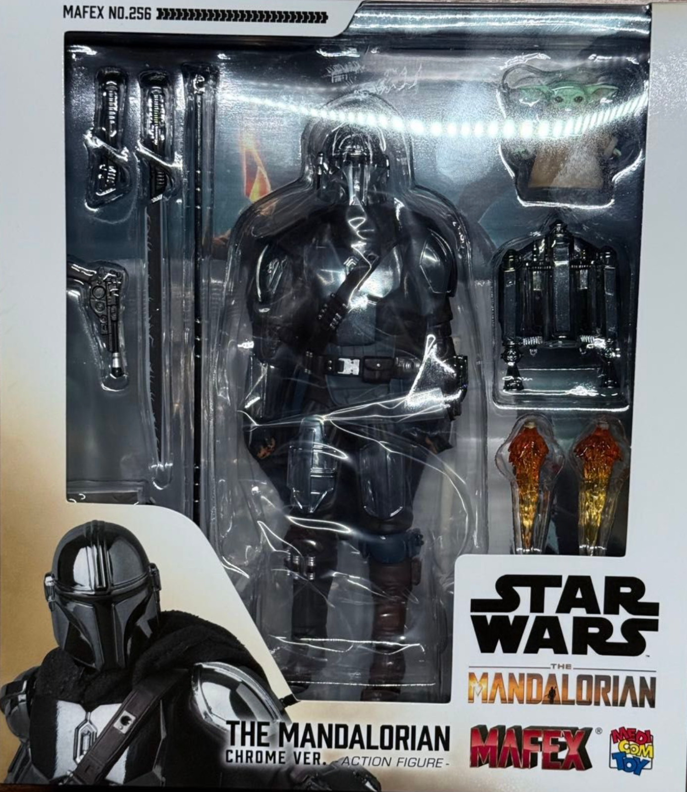 【新品】MAFEX No.256 THE MANDALORIAN CHROME Medicom Toy Mafex No.256 Star Wars The Mandalorian Chrome