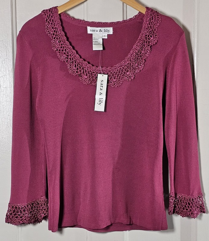 SARA & LILY Top Women S Knit Craisin Pink NWT
