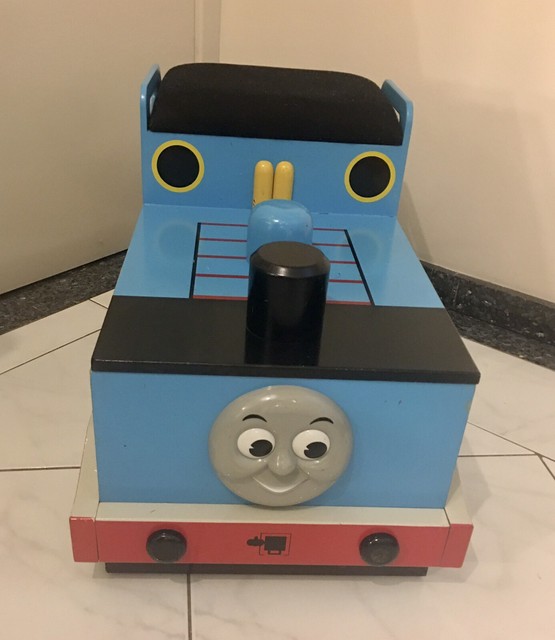 thomas the tank engine toy box
