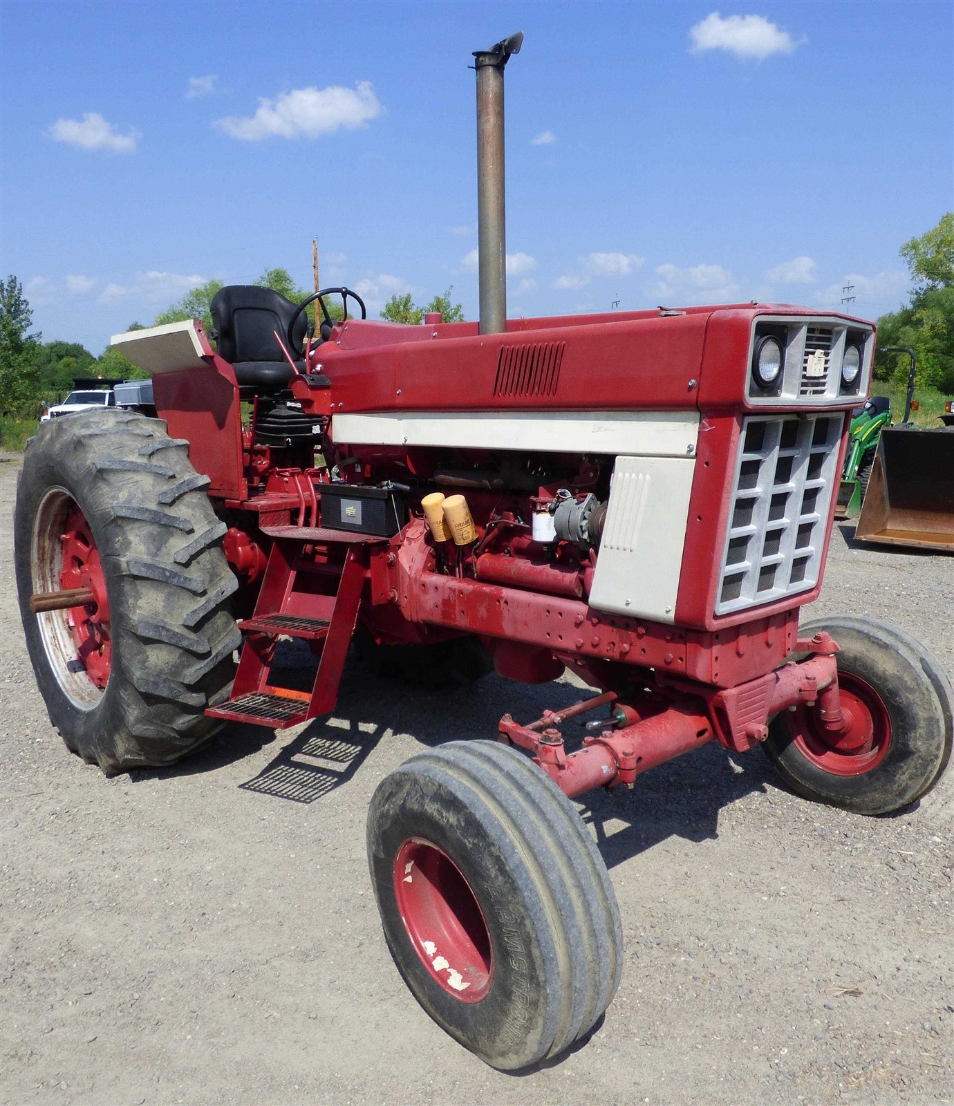 1974 International Harvester 1066 Tractor 3 Pt. Hitch PTO Engine Overhaul