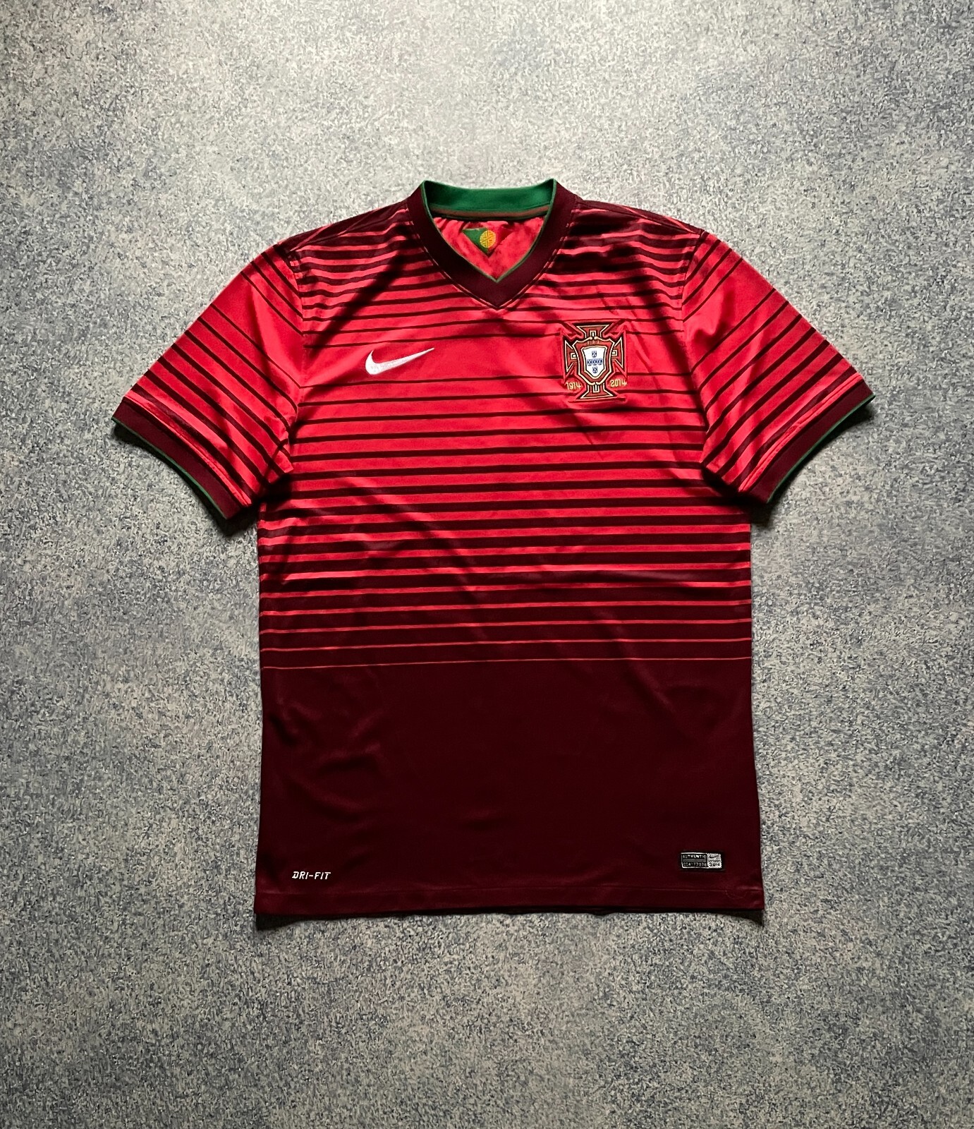 Portugal 2014/2015 サッカーシャツナイキ577986-677 PORTUGAL 2014 2015 HOME FOOTBALL SHIRT SOCCER JERSEY NIKE