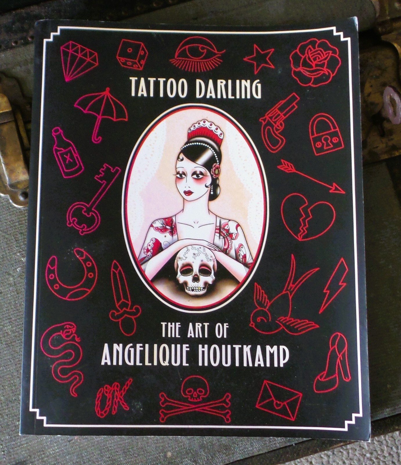 洋書 タトゥー イラスト 作品集 Angelique Houtkamp Amazon | Tattoo Darling: The Art of Angelique Houtkamp