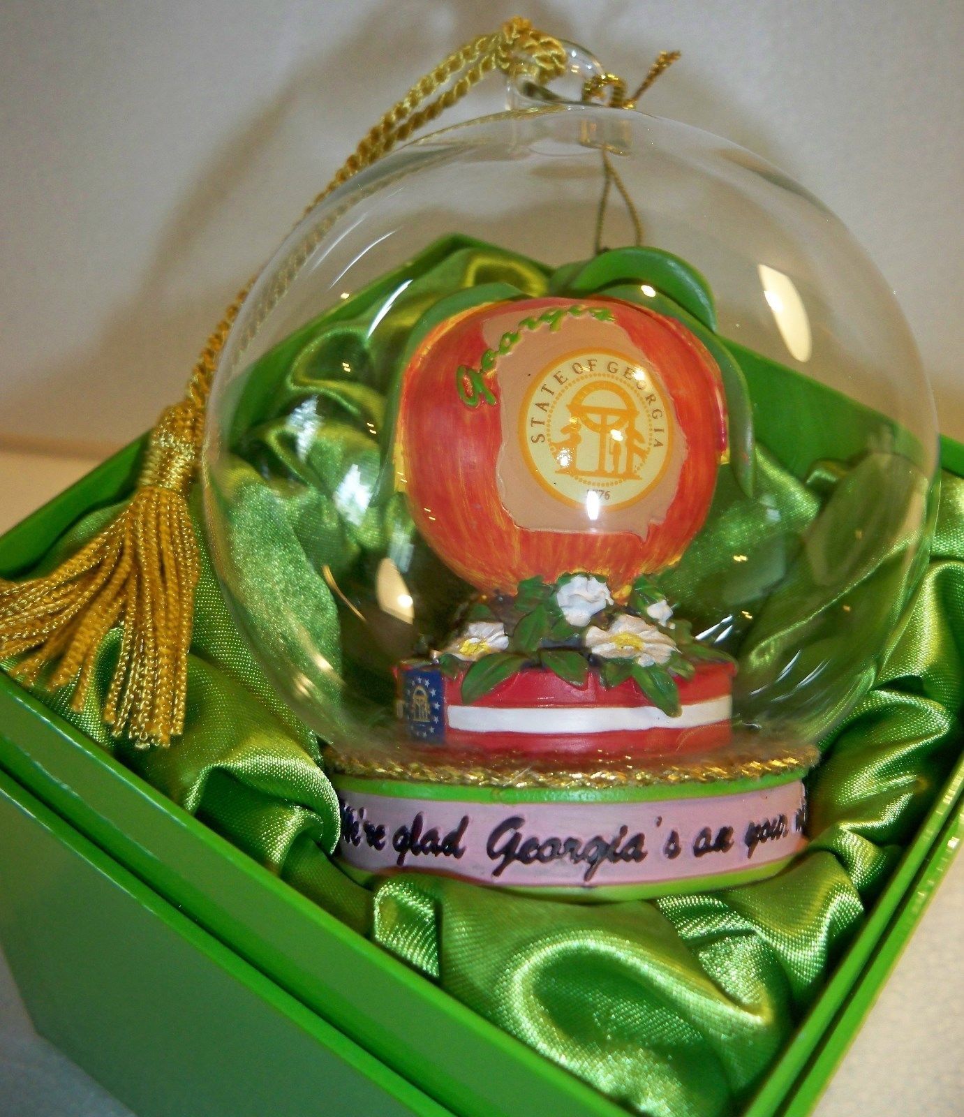 Georgia State Memory Globe - The Peach State - We're Glad Georgia's on Your Mind