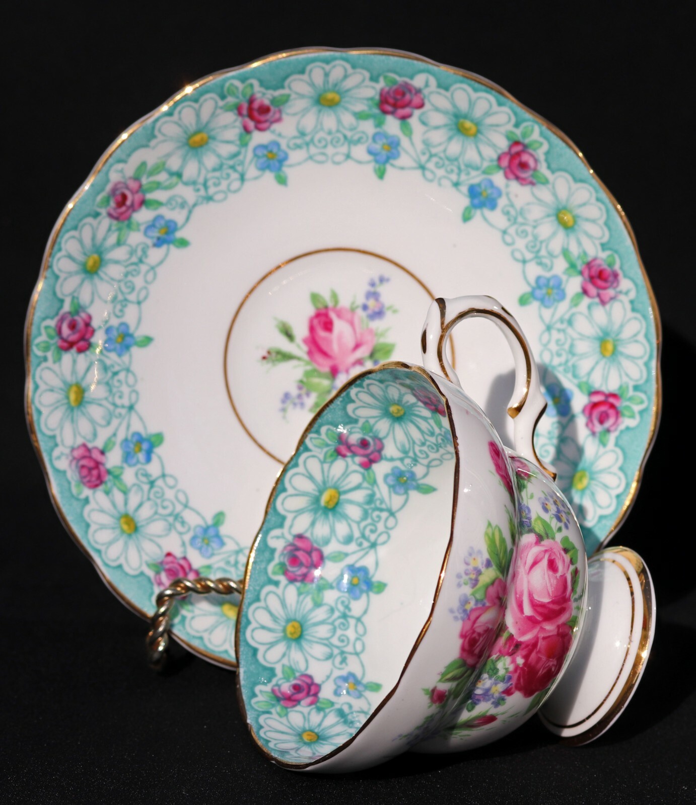 ROSINA BONE CHINA AQUA DAISIES ROSES DAISY FOOTED GOLD TRIM TEA CUP & SAUCER