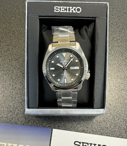 Pre-owned Seiko 5 Automatic Men's Watch Steel Bracelet Day-date Srpe51 Made In Japan