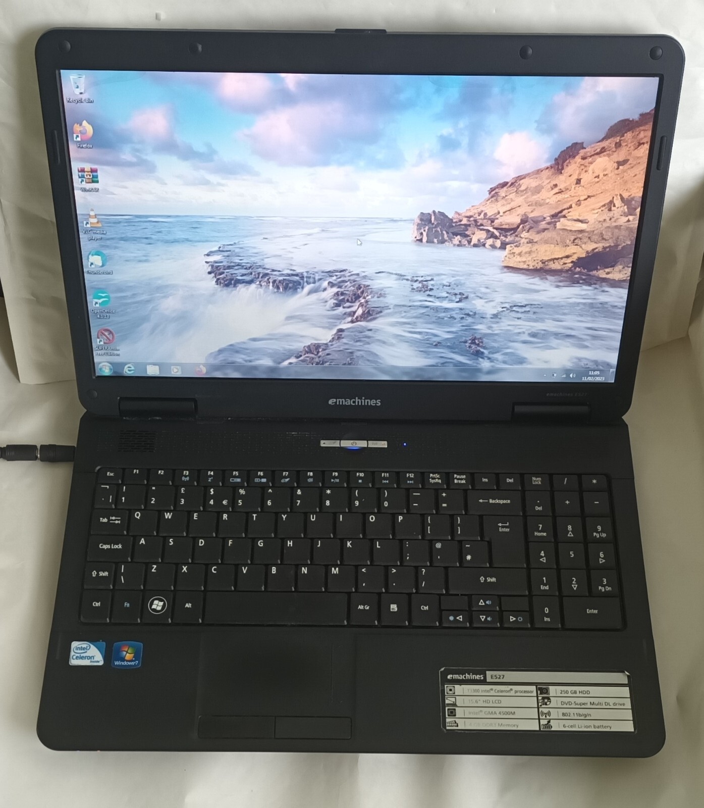 Emachines E527 PAWF5 L01 Laptop Notebook 15.6