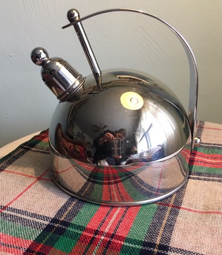 Cuisinart 2 Quart Teakettle Model # BA-165 18/10 SS made in Belgium