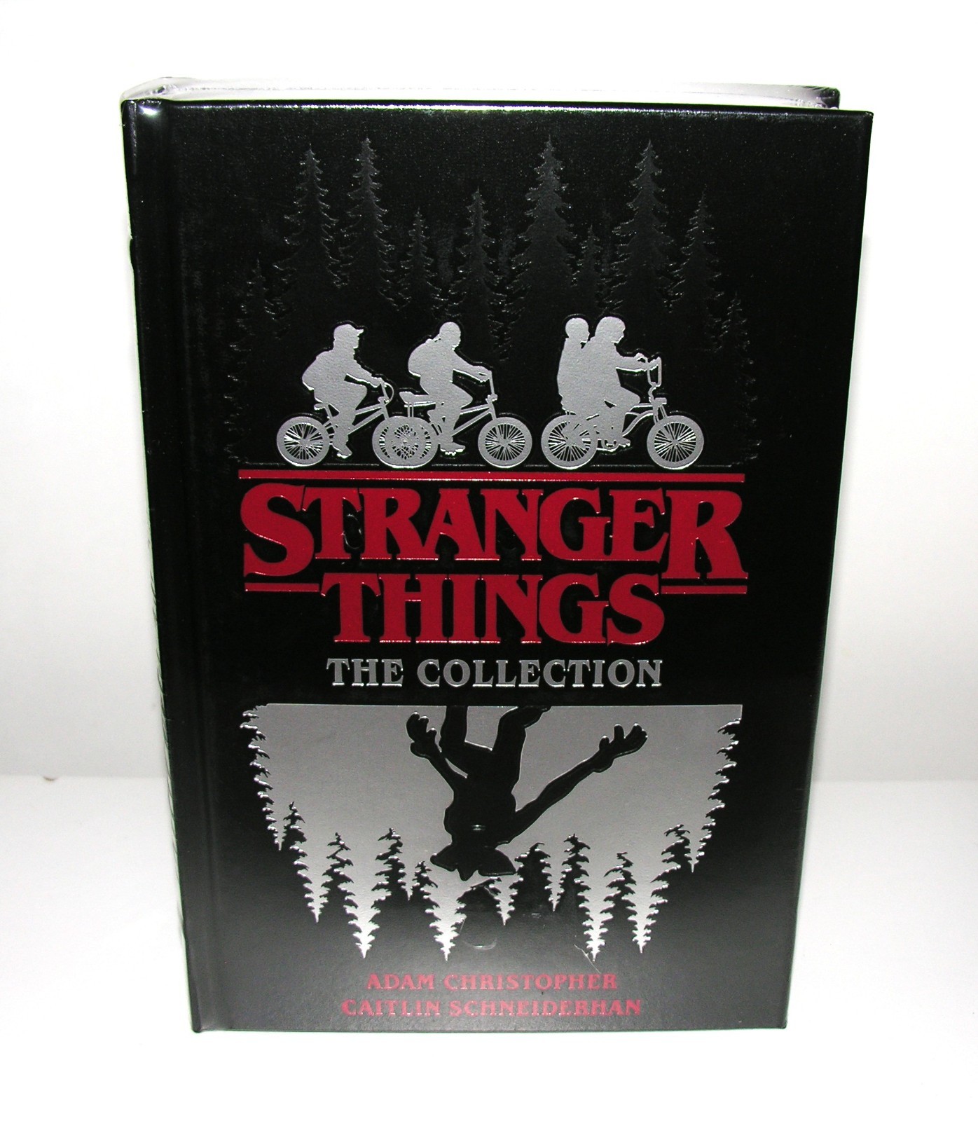 STRANGER THINGS The Collection Leather Collectible Edition