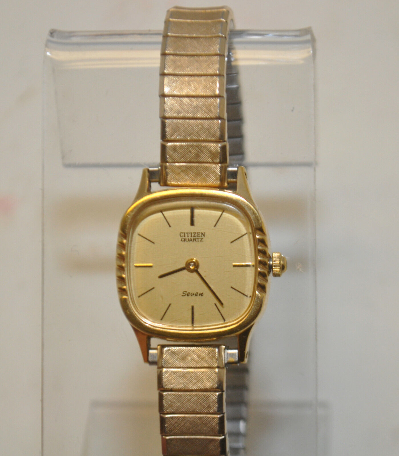 Vintage Citizen Seven 4-041518 SMW Gold PL Womens Fancy Case Vintage Citizen Seven 4-041518 SMW Gold PL Womens Fancy Case
