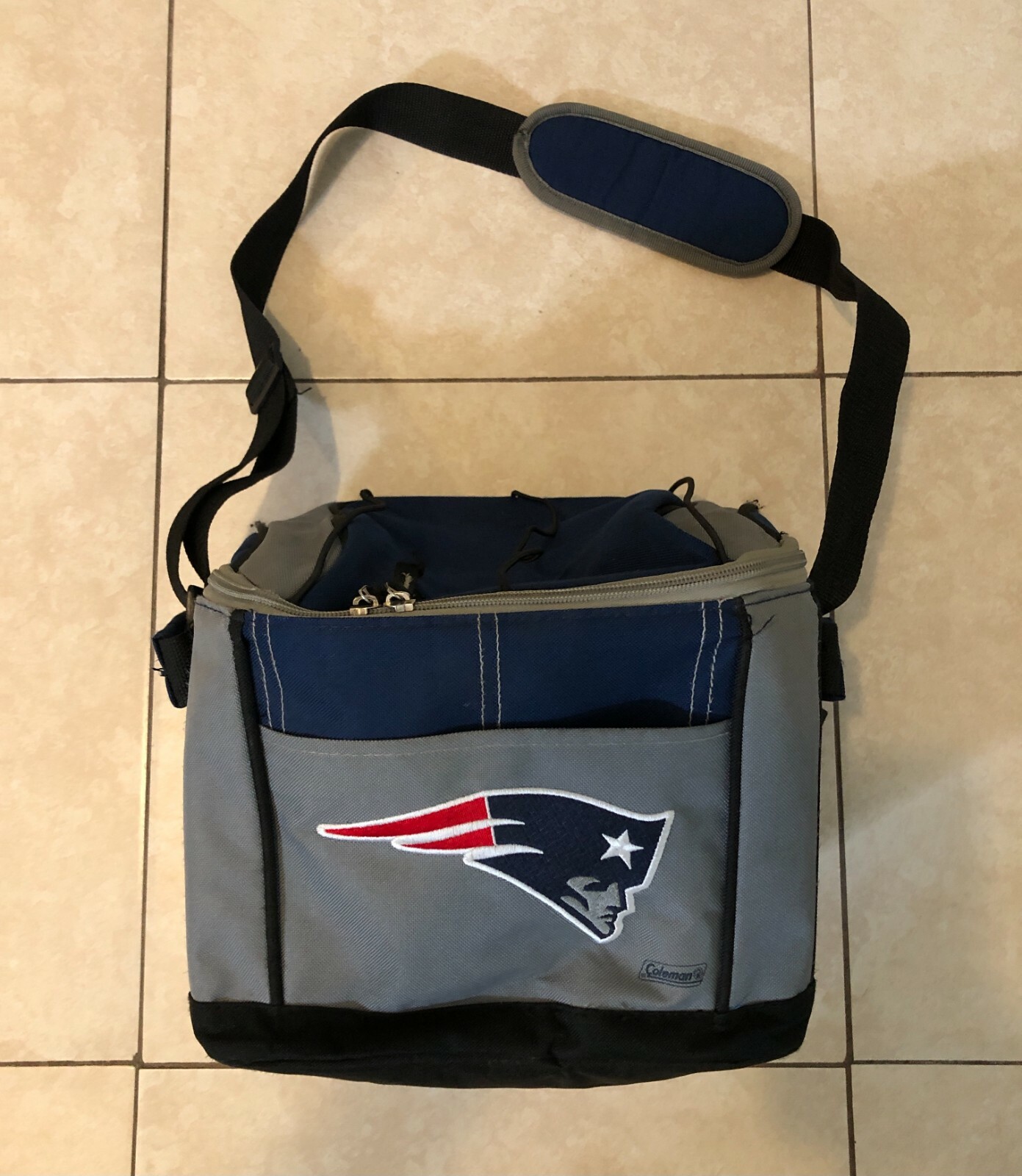 Coleman™ New England Patriots™ Logo Insulated Soft Large Lunch Cooler NFL Bag