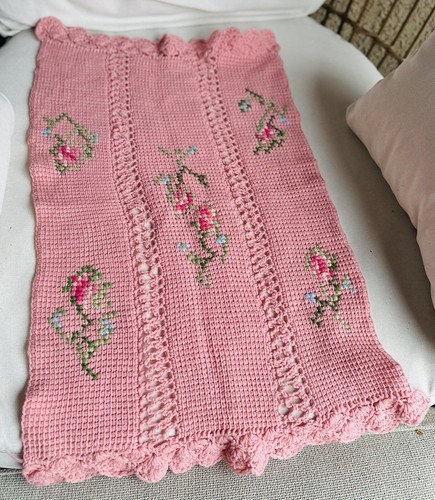 Floral Throw Nursery Crib