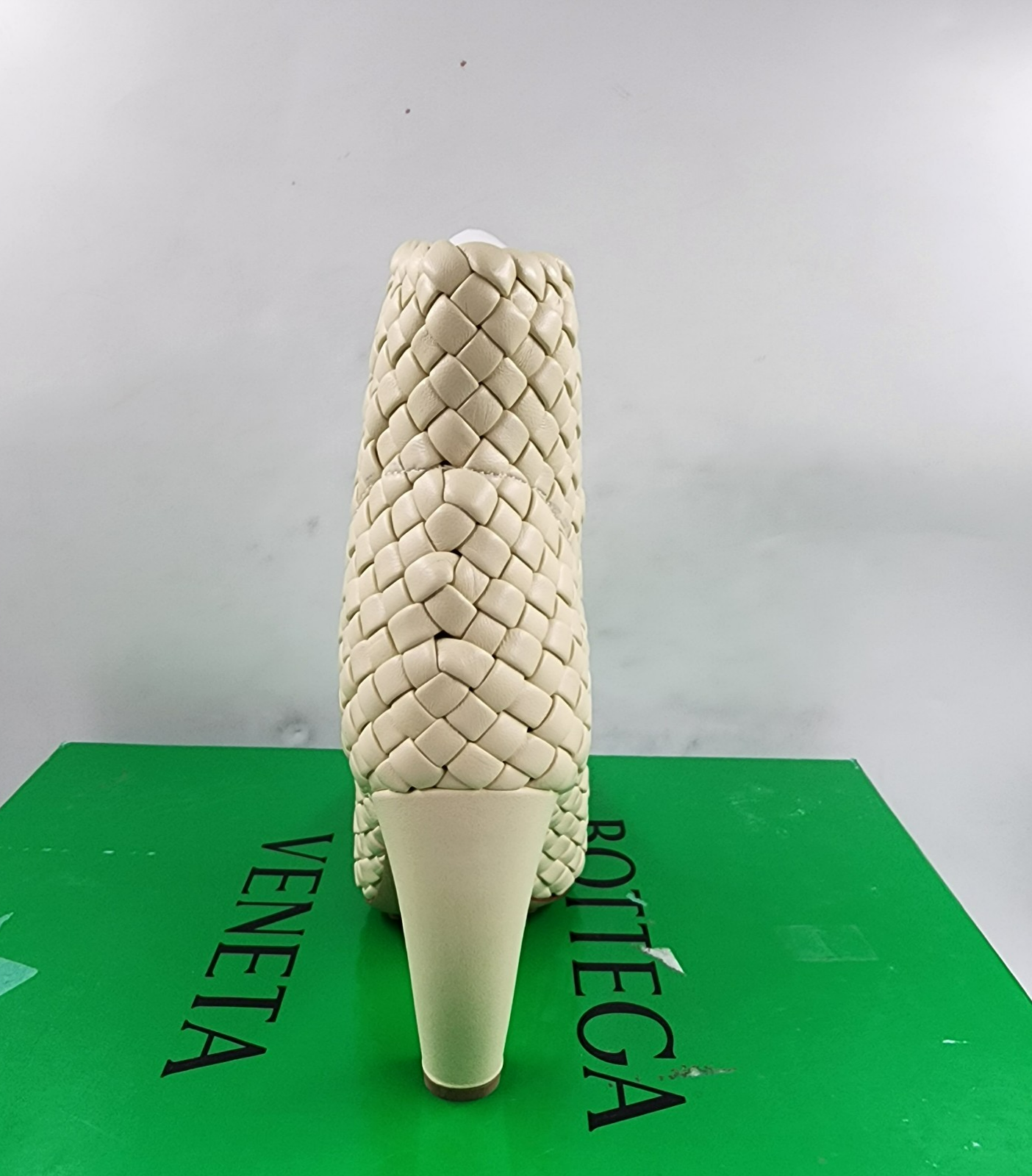 Bottega Veneta Canalazzo Woven Booties Women's 35/5US Butter Square Toe Pull On - Picture 11 of 19