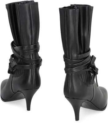 Pre-owned Dsquared2 Leather Ankle Boots In Black