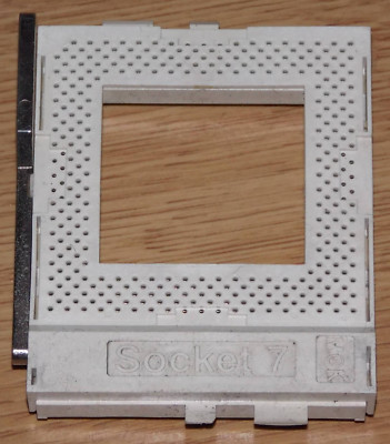CPU Prozessor Sockel Slot Socket 7 für Intel Pentium 1 AMD K6 586er 686er MCK