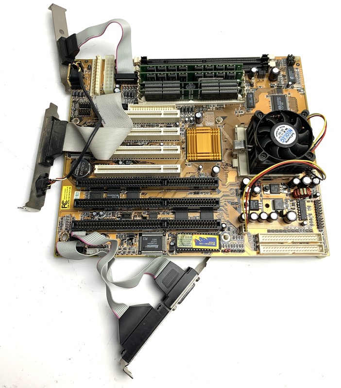 Pc-Chips Mainboard Bundle M571 V3.2 - Ibm 6x86mx-Pr200 - 4x 16mb Edo-Ram