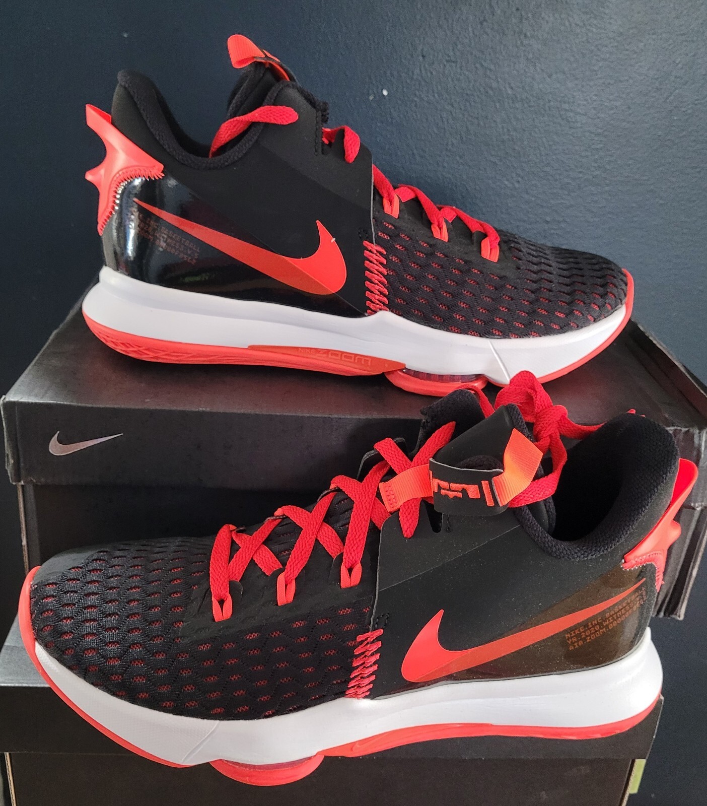 LEBRON WITNESS 5 ナイキ レブロン ウィットネス 5 NIKE（ナイキ） LEBRON WITNESS V（レブロンウィットネス5