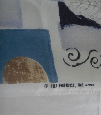 Fabric Lightweight Sheer Printed Modernistic Leaves Foliage JBJ 62 Wide 1 Yard