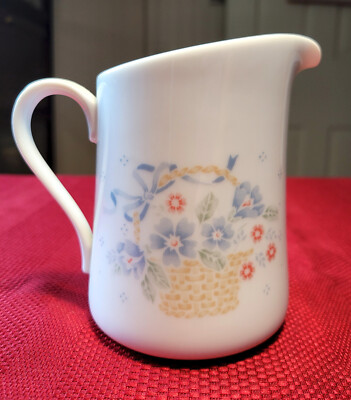Vtg CORNING Corelle Occasions *COUNTRY CORNFLOWER* 10 oz CREAMER PITCHER 1988-93
