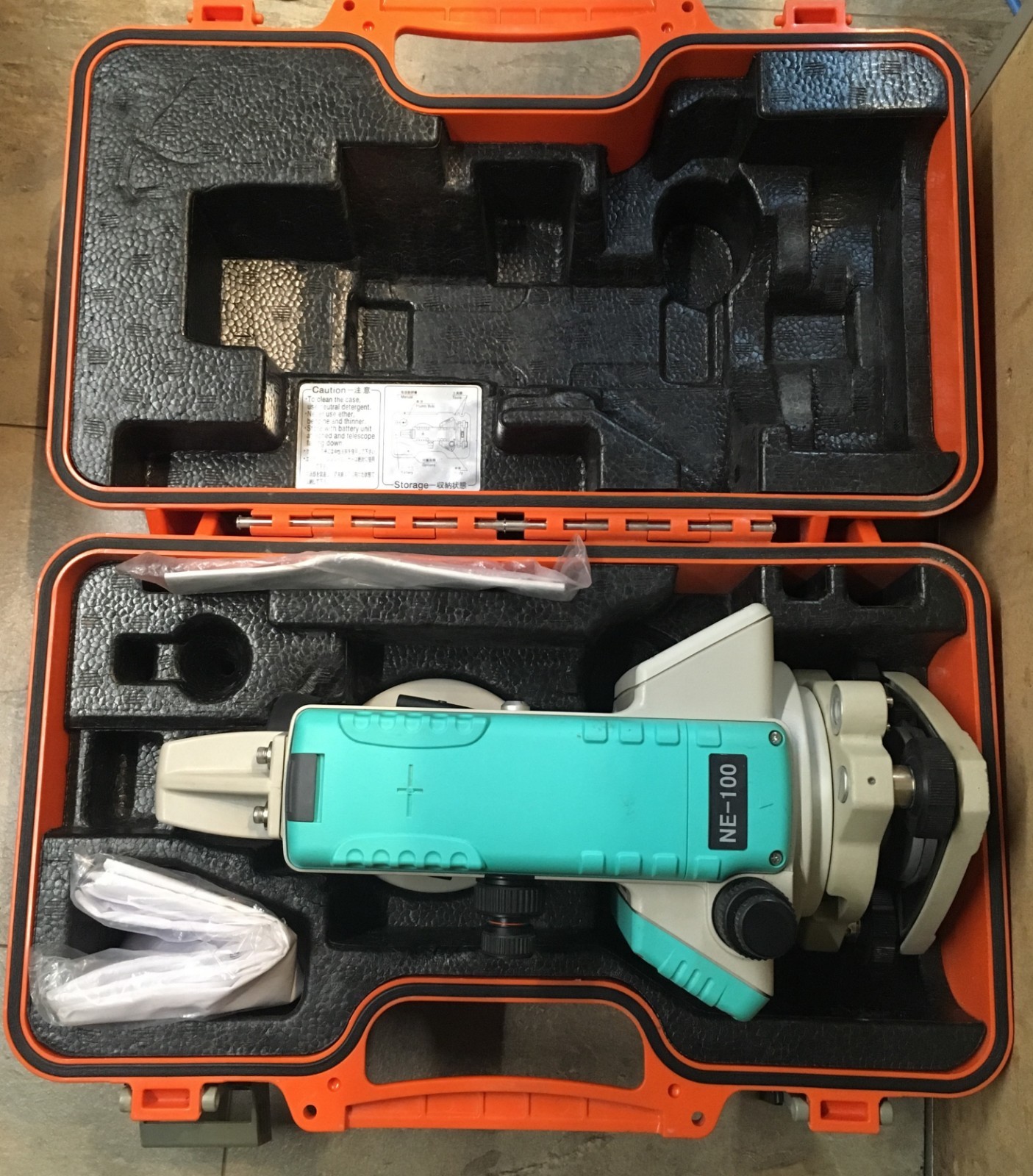 Nikon Electronic Digital Theodolite NE-100