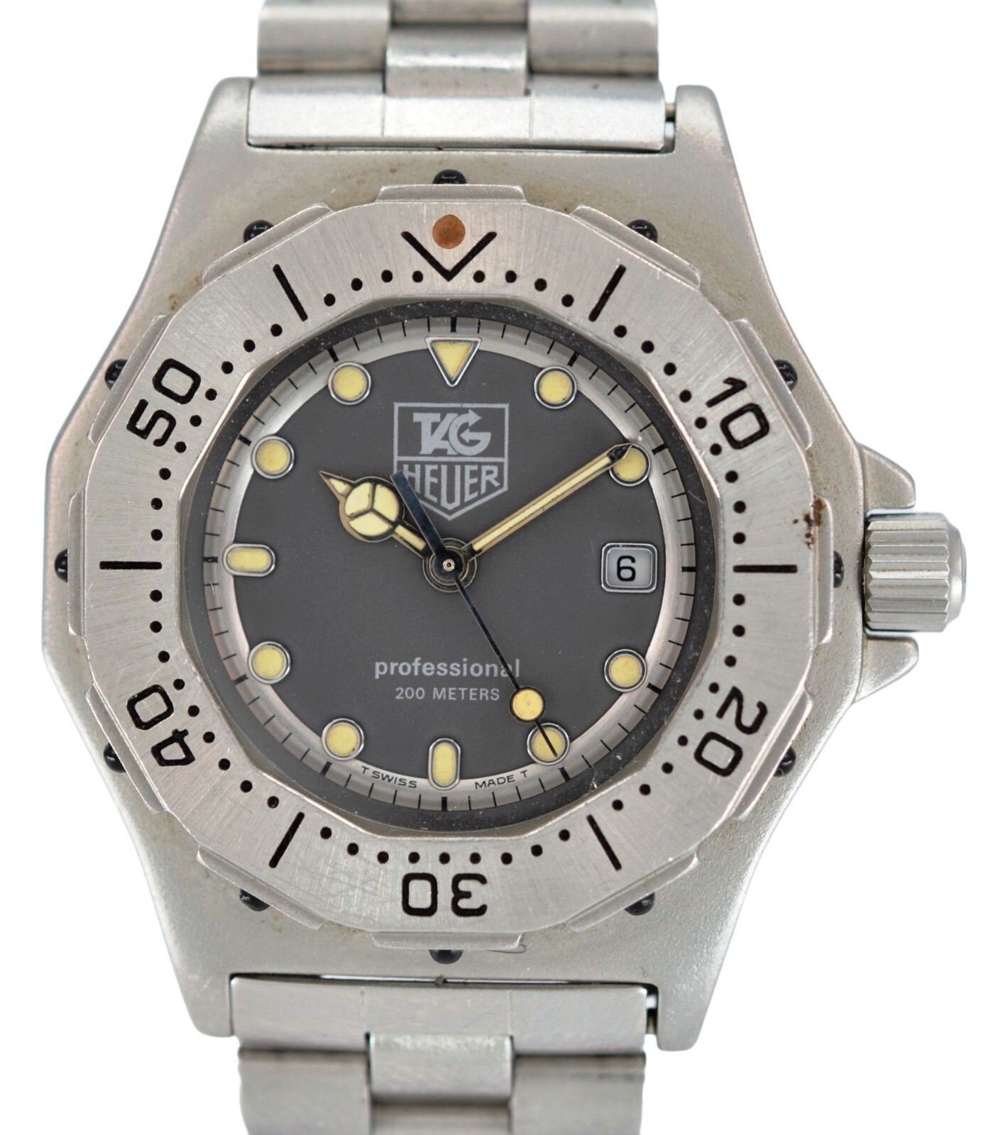 Vintage Tag Heuer 31mm Ladies Professional 3000 Series Dive Vintage Tag Heuer 31mm Ladies Professional 3000 Series Dive