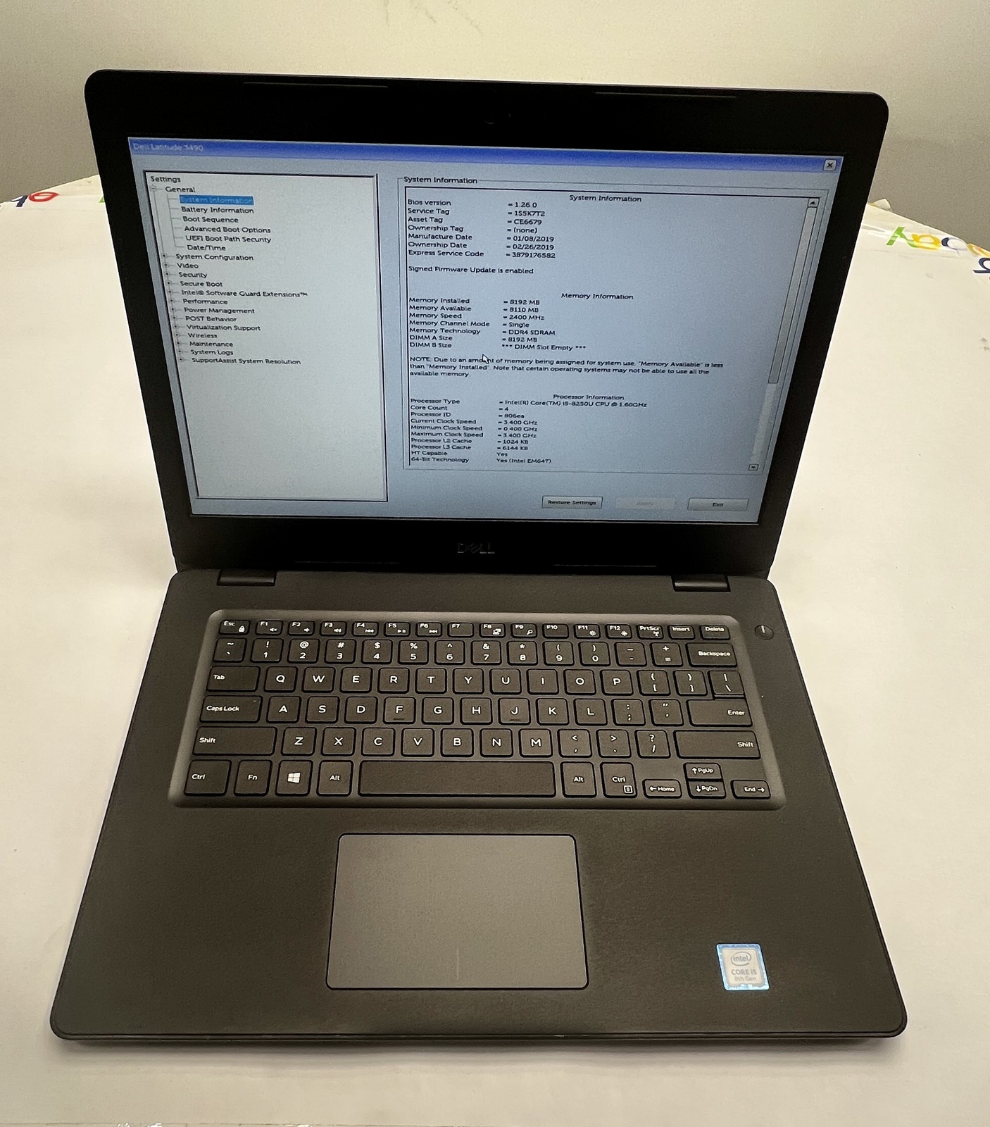 Dell Latitude 3490, intel i5, 8GB, 240GB SSD, Windows 11 Pro /w charger