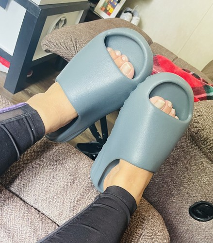 ⬜︎adidas YEEZY SLIDE \"Slate Marine\"ID2349 Yeezy Slides 'Slate Marine' - ID2349 – Urban Necessities