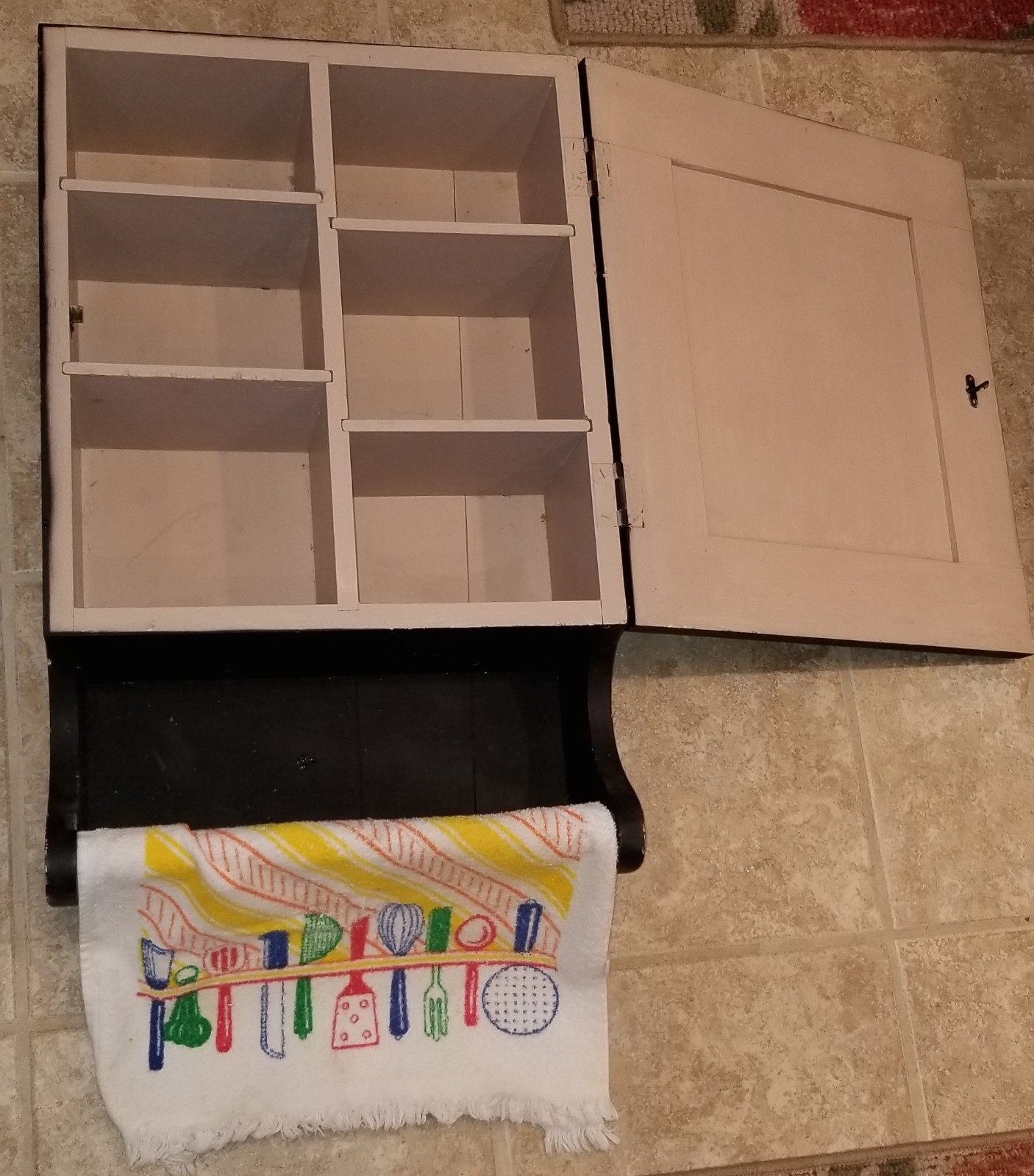 Vintage/Primitive  Painted Wooden Kitchen Bathroom Wall Cabinet & towel rack.