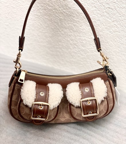 NWT Coach CY658 Ashton Baguette Bag In Signature Canvas Fast