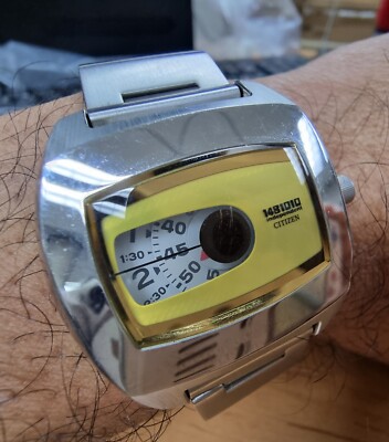 Citizen Independent 1481010 Yellow Jumping Hour Japan Made / Rare Color  watch