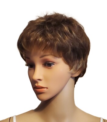 Estetica Design Classique Collection Synthetic Full Wig VIKKI in RMCARMKISS