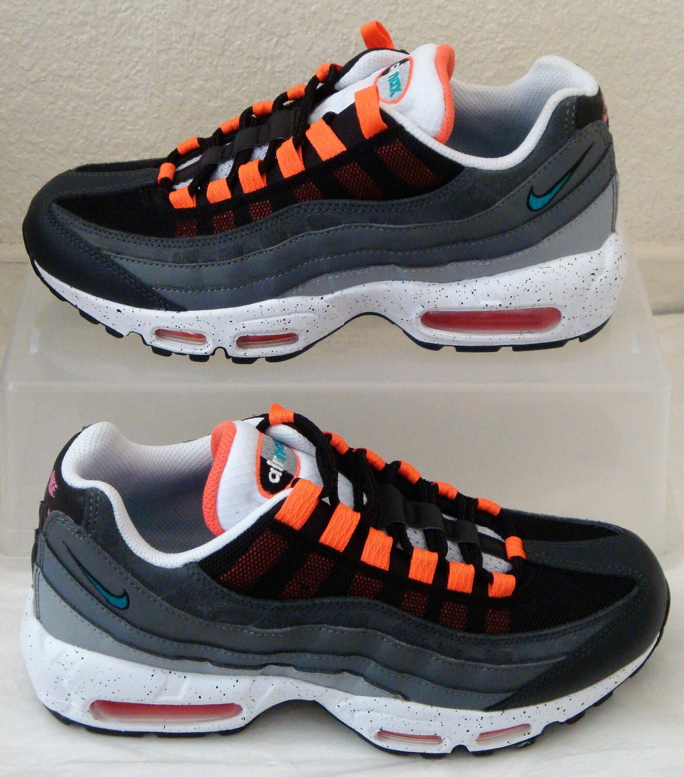 New Nike Air Max 95 Black Aqua Orange Mens US Size 8 UK 7
