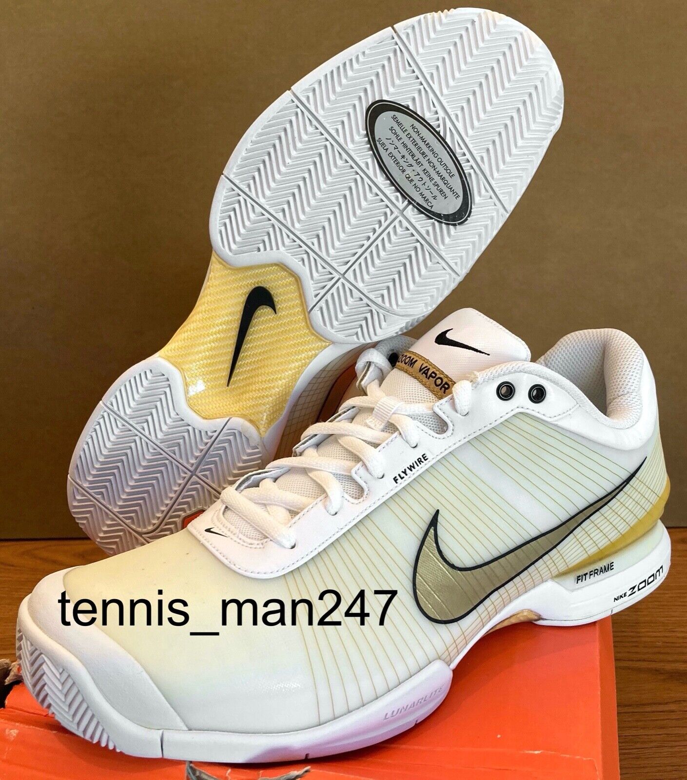Nike Roger Federer RF 2009 Wimbledon Zoom Vapor Tour 6 Nike Roger Federer RF 2009 Wimbledon Zoom Vapor Tour 6
