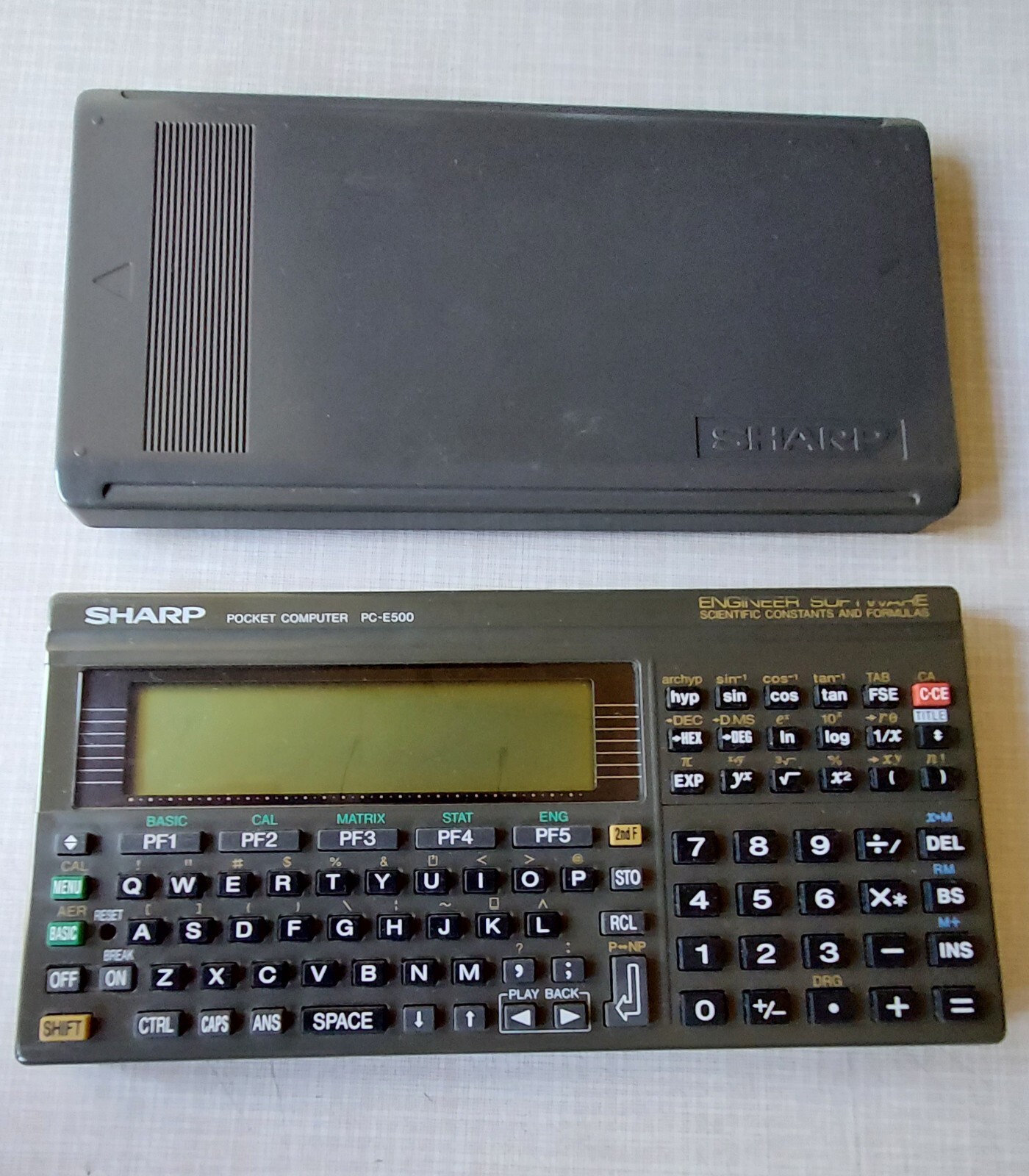 SHARP ポケットコンピュータ PC-E500 SHARP ポケットコンピュータ pc-E500 黒