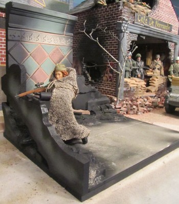 1/6th Scale WWII Diorama Set Destroyed Building #5