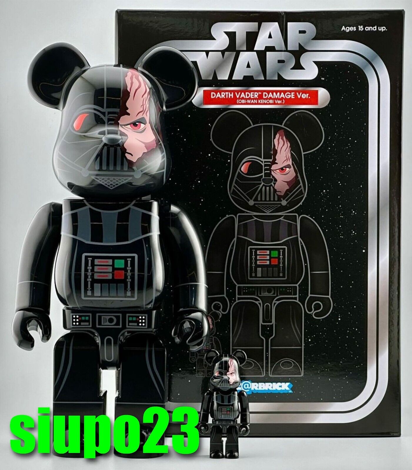 Medicom 400% + 100% Bearbrick ~ Star Wars Darth Vader Damage Medicom 400% + 100% Bearbrick ~ Star Wars Darth Vader Damage