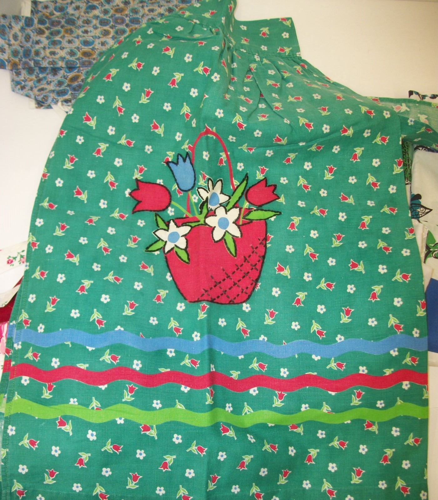 Lot of 7 Vintage Ladies Aprons - Christmas Sheer Floral - Excellent!!