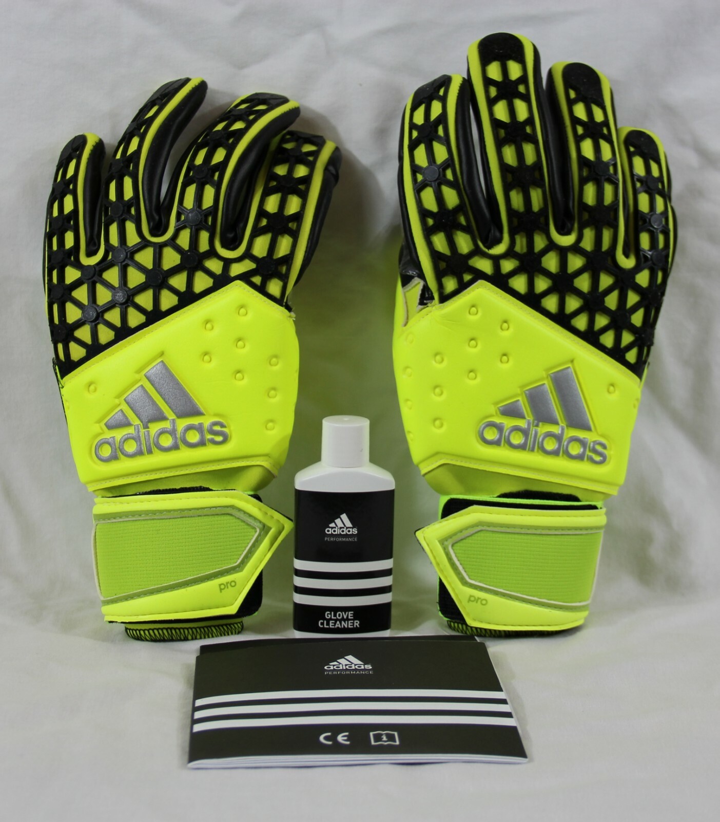 adidas ace pro classic goalkeeper gloves