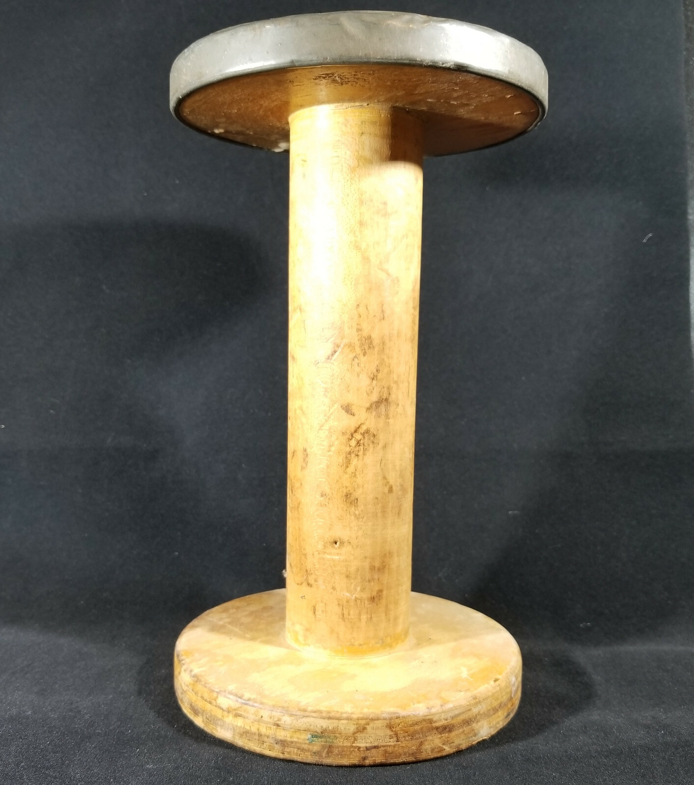 VINTAGE LARGE WOODEN INDUSTRIAL TEXTILE FACTORY SPOOL BOBBIN - 9 3/8
