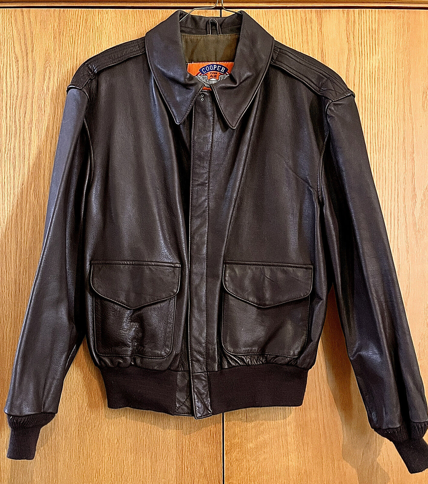 NOS COOPER A-2 WWII AIR FORCE GOAT SKIN LEATHER PILOT FLIGHT JACKET 44R UNWORN NOS COOPER A-2 WWII AIR FORCE GOAT SKIN LEATHER PILOT FLIGHT JACKET 44R UNWORN